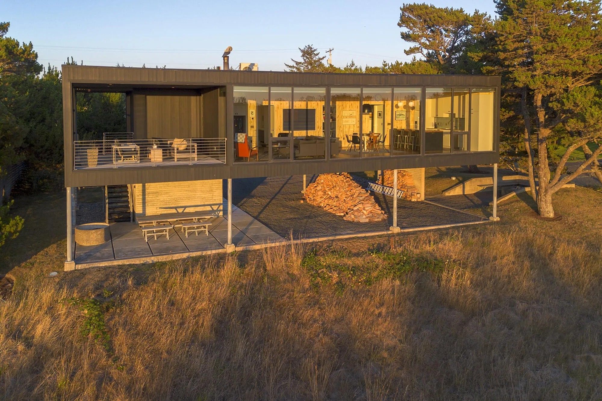 Modern Oregon beach house